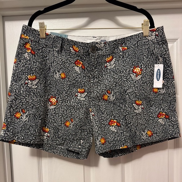 Old Navy Black and Orange Bermudas with Playful Pattern - Picture 1 of 6